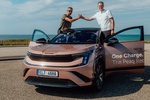 936 км без подзарядки: Skoda Peaq установил рекорд среди семиместных электрических внедорожников